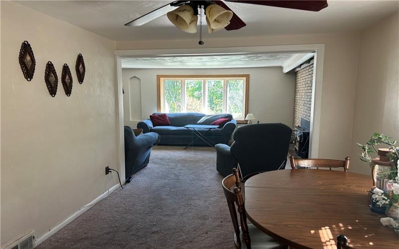 316 Franklin Dr, Pittsburgh, 15241, 4 Bedrooms Bedrooms, ,2.1 BathroomsBathrooms,Residential,For Sale,Franklin Dr,1700543