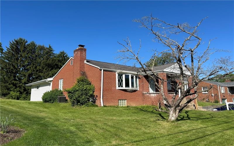 316 Franklin Dr, Pittsburgh, 15241, 4 Bedrooms Bedrooms, ,2.1 BathroomsBathrooms,Residential,For Sale,Franklin Dr,1700543