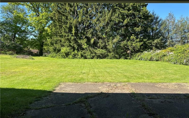 316 Franklin Dr, Pittsburgh, 15241, 4 Bedrooms Bedrooms, ,2.1 BathroomsBathrooms,Residential,For Sale,Franklin Dr,1700543