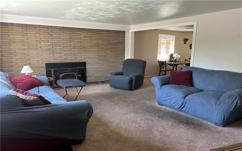 316 Franklin Dr, Pittsburgh, 15241, 4 Bedrooms Bedrooms, ,2.1 BathroomsBathrooms,Residential,For Sale,Franklin Dr,1700543