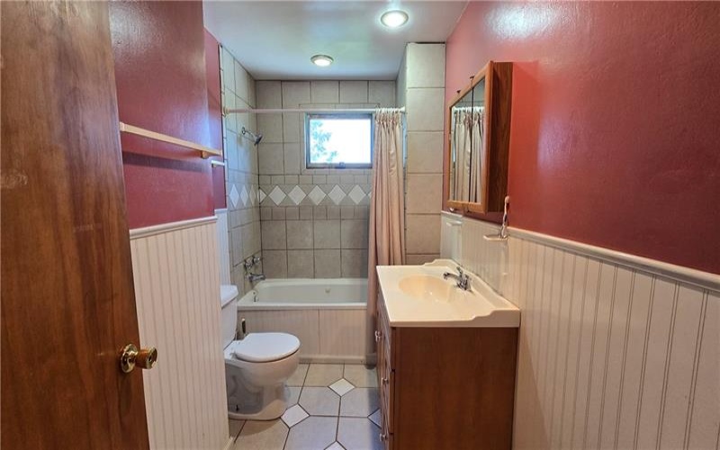 1150 Pittsburgh St, Connellsville, 15425, 4 Bedrooms Bedrooms, 9 Rooms Rooms,1.1 BathroomsBathrooms,Residential,For Sale,Pittsburgh St,1700348