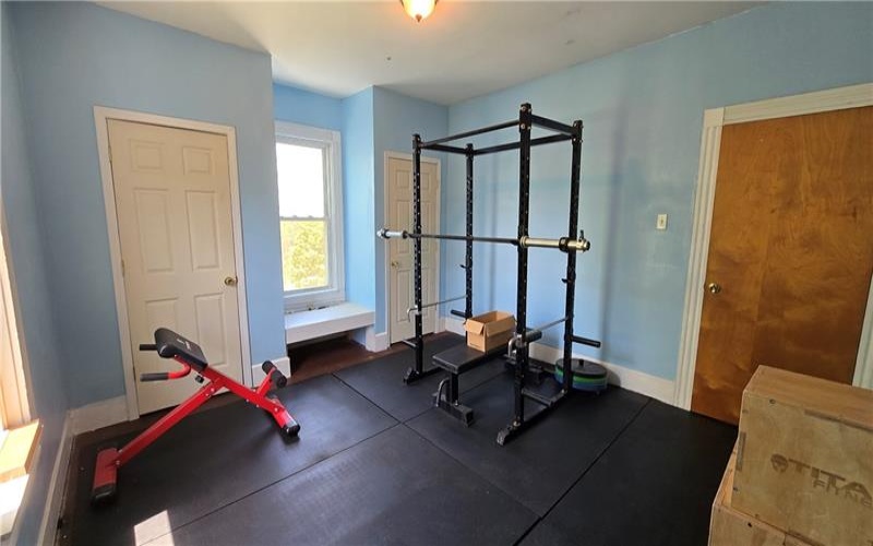 1150 Pittsburgh St, Connellsville, 15425, 4 Bedrooms Bedrooms, 9 Rooms Rooms,1.1 BathroomsBathrooms,Residential,For Sale,Pittsburgh St,1700348