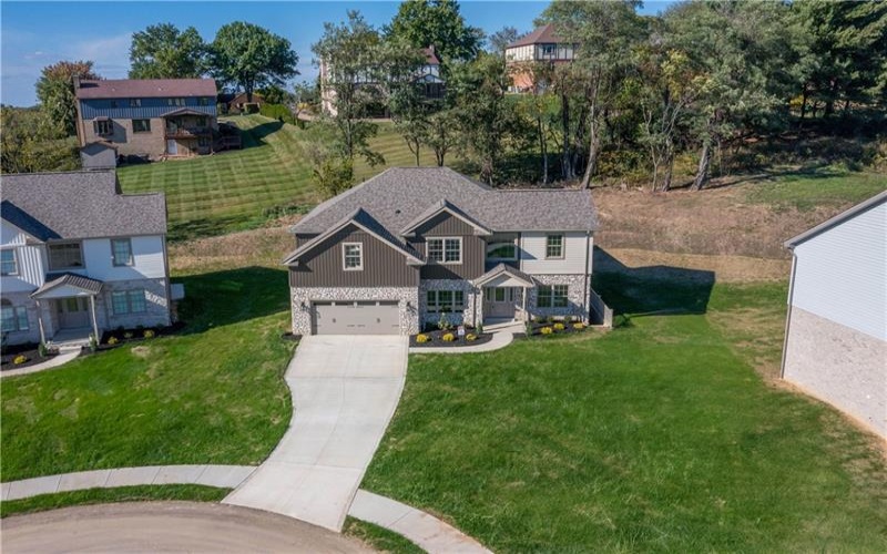 112 Harrowgate Lane, McMurray, 15317, 4 Bedrooms Bedrooms, 12 Rooms Rooms,3.2 BathroomsBathrooms,Residential,For Sale,Harrowgate Lane,1700447