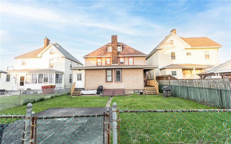 1146/1146 1/2 Race St, Connellsville, 15425, ,Multi-unit,For Sale,Race St,1700568