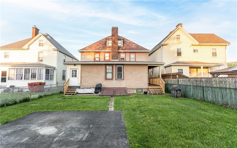 1146/1146 1/2 Race St, Connellsville, 15425, ,Multi-unit,For Sale,Race St,1700568