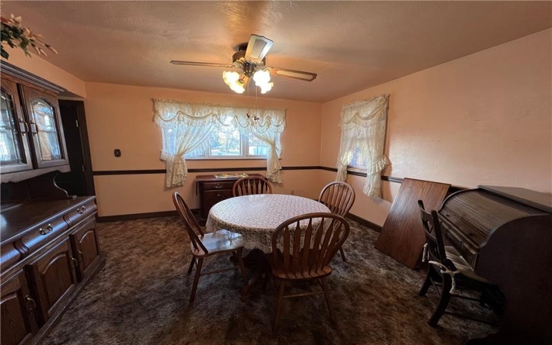 1861 Pickford St, Irwin, 15642, 3 Bedrooms Bedrooms, 9 Rooms Rooms,2.1 BathroomsBathrooms,Residential,For Sale,Pickford St,1678948