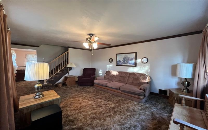 1861 Pickford St, Irwin, 15642, 3 Bedrooms Bedrooms, 9 Rooms Rooms,2.1 BathroomsBathrooms,Residential,For Sale,Pickford St,1678948