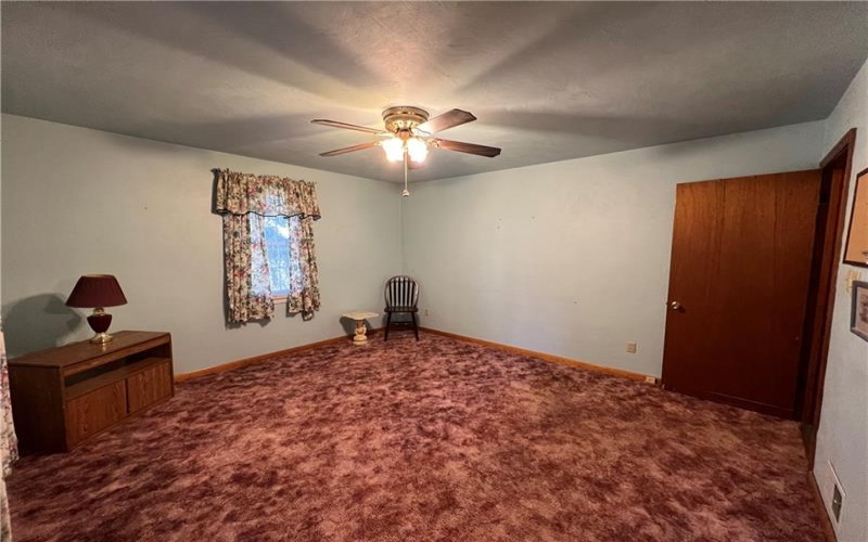1861 Pickford St, Irwin, 15642, 3 Bedrooms Bedrooms, 9 Rooms Rooms,2.1 BathroomsBathrooms,Residential,For Sale,Pickford St,1678948