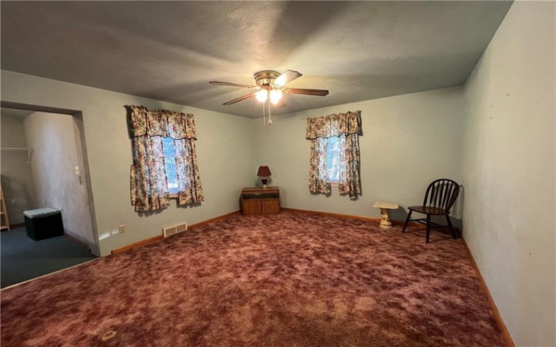 1861 Pickford St, Irwin, 15642, 3 Bedrooms Bedrooms, 9 Rooms Rooms,2.1 BathroomsBathrooms,Residential,For Sale,Pickford St,1678948