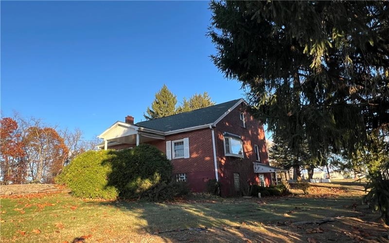 1861 Pickford St, Irwin, 15642, 3 Bedrooms Bedrooms, 9 Rooms Rooms,2.1 BathroomsBathrooms,Residential,For Sale,Pickford St,1678948
