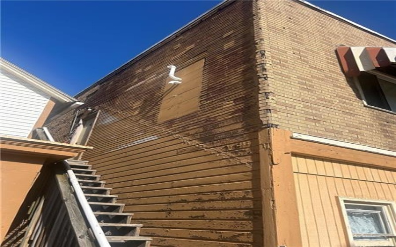 704/706 Holland Street, Vandergrift, 15690, ,Multi-unit,For Sale,Holland Street,1699598