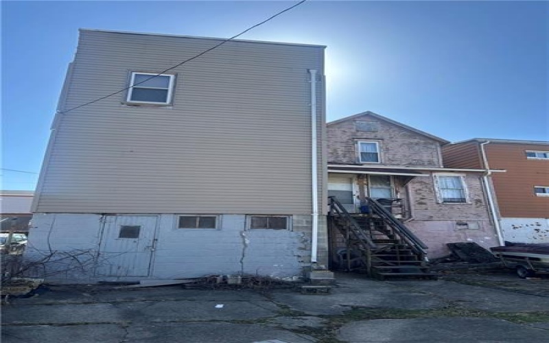 704/706 Holland Street, Vandergrift, 15690, ,Multi-unit,For Sale,Holland Street,1699598