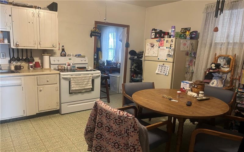 704/706 Holland Street, Vandergrift, 15690, ,Multi-unit,For Sale,Holland Street,1699598