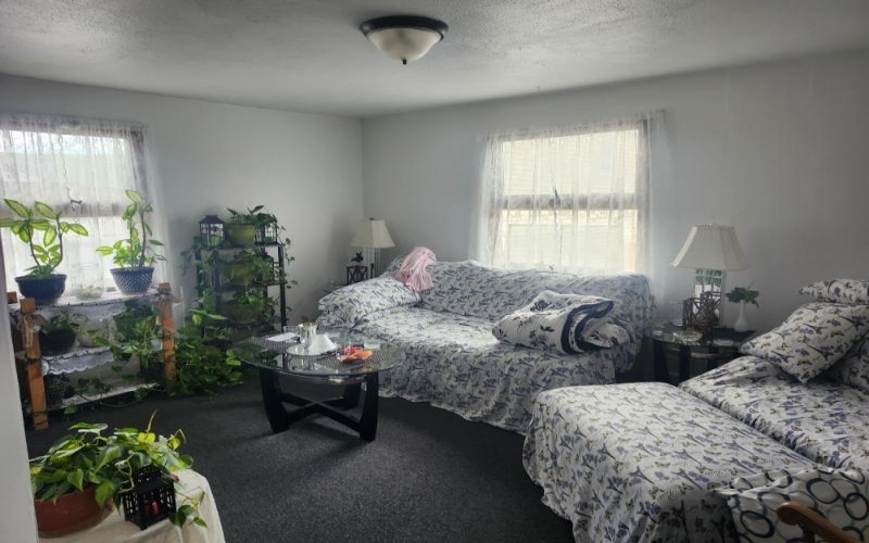 325 1/2 Quay Street, Vandergrift, 15629, 2 Bedrooms Bedrooms, ,1 BathroomBathrooms,Residential,For Sale,Quay Street,1700510
