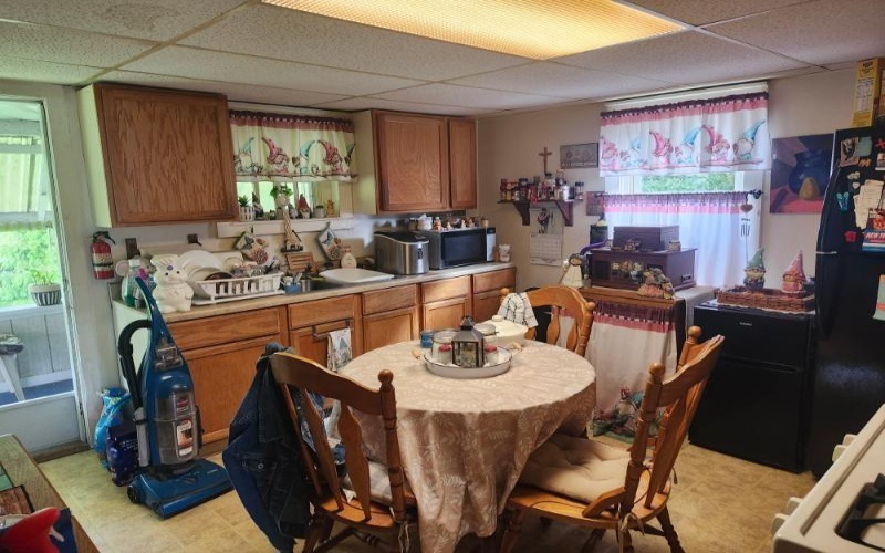 324 Chestnut Street, Vandergrift, 15690, 2 Bedrooms Bedrooms, ,1 BathroomBathrooms,Residential,For Sale,Chestnut Street,1700581