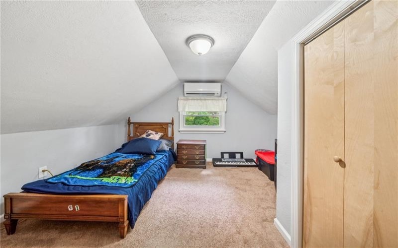 403 Mary St, Jeannette, 15644, 3 Bedrooms Bedrooms, ,1 BathroomBathrooms,Residential,For Sale,Mary St,1700528