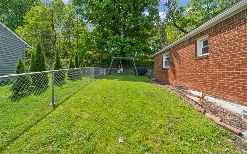 403 Mary St, Jeannette, 15644, 3 Bedrooms Bedrooms, ,1 BathroomBathrooms,Residential,For Sale,Mary St,1700528