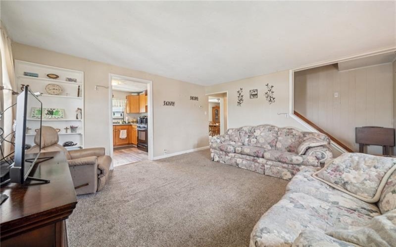403 Mary St, Jeannette, 15644, 3 Bedrooms Bedrooms, ,1 BathroomBathrooms,Residential,For Sale,Mary St,1700528