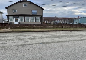 103 Irving Avenue, Latrobe, 15650, 3 Bedrooms Bedrooms, 7 Rooms Rooms,2 BathroomsBathrooms,Residential,For Sale,Irving Avenue,1687603