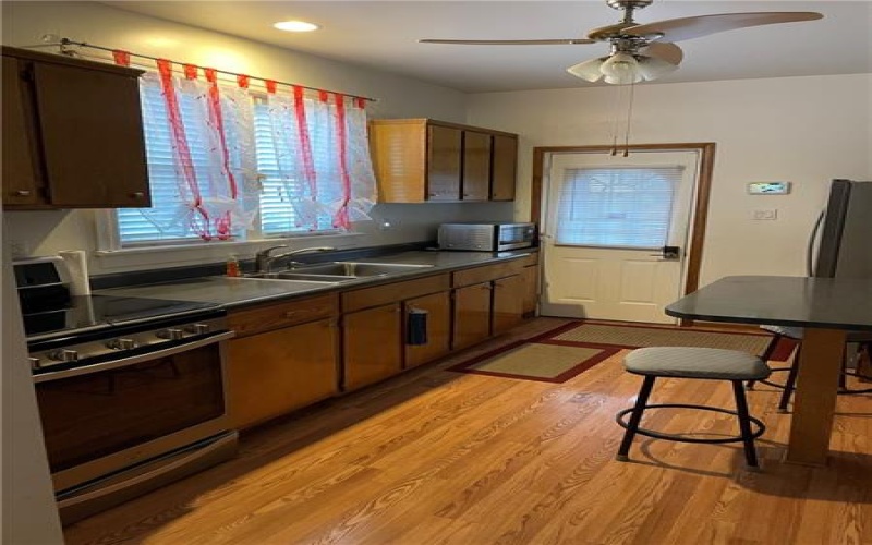 103 Irving Avenue, Latrobe, 15650, 3 Bedrooms Bedrooms, 7 Rooms Rooms,2 BathroomsBathrooms,Residential,For Sale,Irving Avenue,1687603