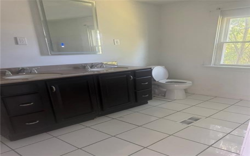 1903 Leishman ave, New Kensington, 15068, 5 Bedrooms Bedrooms, ,2 BathroomsBathrooms,Residential,For Sale,Leishman ave,1698692