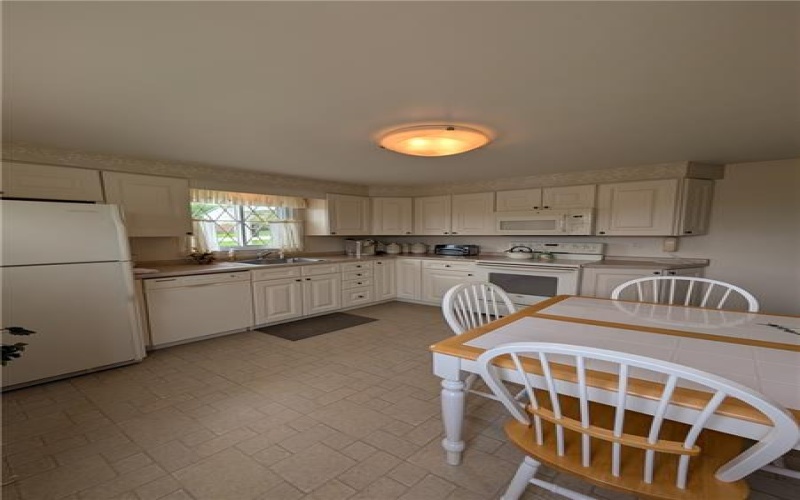 880 Northeast dr, Irwin, 15642, 3 Bedrooms Bedrooms, 5 Rooms Rooms,2 BathroomsBathrooms,Residential,For Sale,Northeast dr,1699459