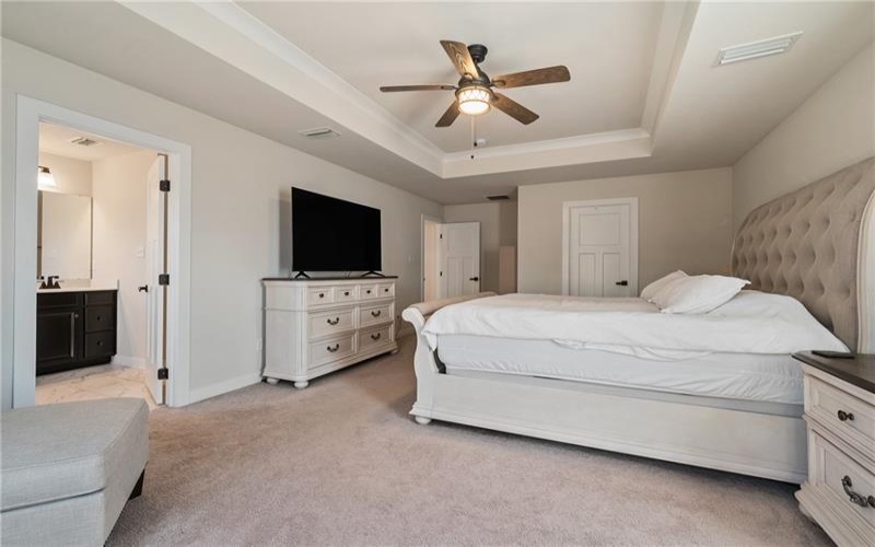 1089 Wedgewood Dr, Jeannette, 15644, 4 Bedrooms Bedrooms, 8 Rooms Rooms,2.1 BathroomsBathrooms,Residential,For Sale,Wedgewood Dr,1700621