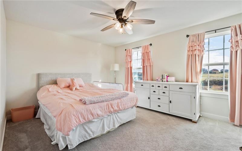 1089 Wedgewood Dr, Jeannette, 15644, 4 Bedrooms Bedrooms, 8 Rooms Rooms,2.1 BathroomsBathrooms,Residential,For Sale,Wedgewood Dr,1700621