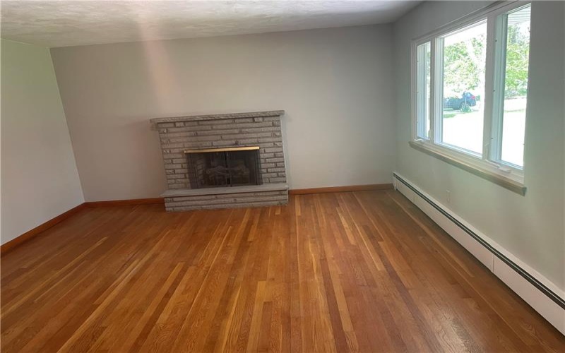855 Sanner St, Somerset, 15501, 3 Bedrooms Bedrooms, 5 Rooms Rooms,2 BathroomsBathrooms,Residential,For Sale,Sanner St,1700643