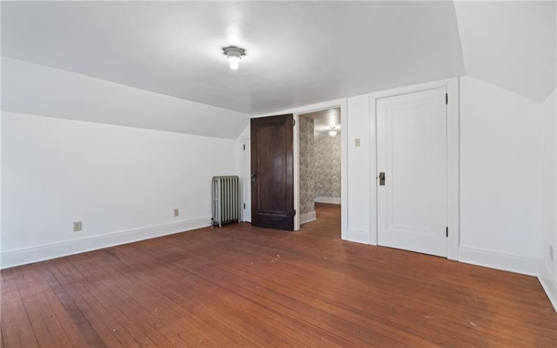 126 Oakford Park Rd, Jeannette, 15644, 6 Bedrooms Bedrooms, ,4.1 BathroomsBathrooms,Residential,For Sale,Oakford Park Rd,1700650