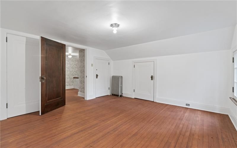 126 Oakford Park Rd, Jeannette, 15644, 6 Bedrooms Bedrooms, ,4.1 BathroomsBathrooms,Residential,For Sale,Oakford Park Rd,1700650