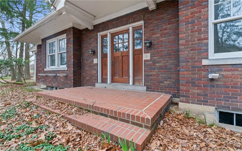 126 Oakford Park Rd, Jeannette, 15644, 6 Bedrooms Bedrooms, ,4.1 BathroomsBathrooms,Residential,For Sale,Oakford Park Rd,1700650