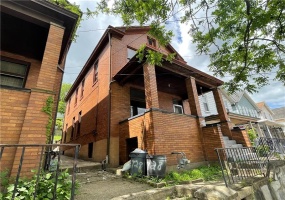 827 Lincoln, Charleroi, 15022, 4 Bedrooms Bedrooms, 9 Rooms Rooms,1 BathroomBathrooms,Residential,For Sale,Lincoln,1700704