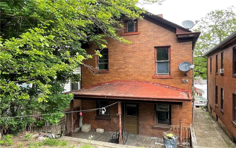 827 Lincoln, Charleroi, 15022, 4 Bedrooms Bedrooms, 9 Rooms Rooms,1 BathroomBathrooms,Residential,For Sale,Lincoln,1700704