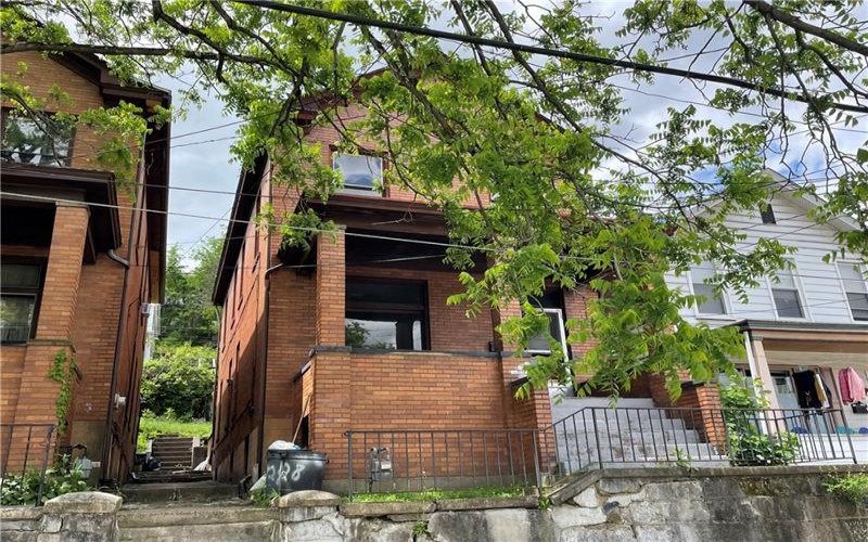 827 Lincoln, Charleroi, 15022, 4 Bedrooms Bedrooms, 9 Rooms Rooms,1 BathroomBathrooms,Residential,For Sale,Lincoln,1700704