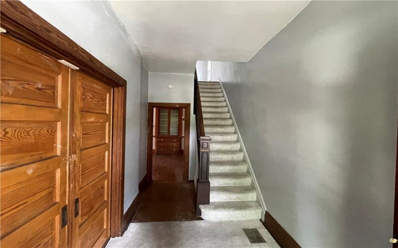 827 Lincoln, Charleroi, 15022, 4 Bedrooms Bedrooms, 9 Rooms Rooms,1 BathroomBathrooms,Residential,For Sale,Lincoln,1700704