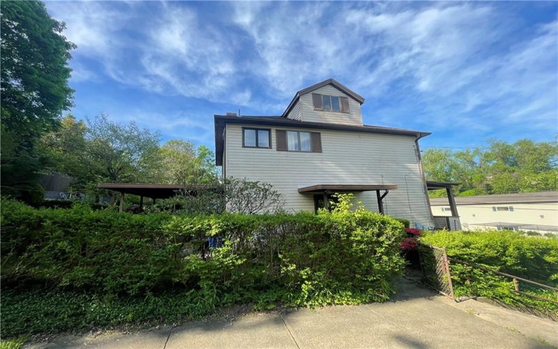 1000 Rostraver, Monessen, 15062, 3 Bedrooms Bedrooms, 8 Rooms Rooms,1.1 BathroomsBathrooms,Residential,For Sale,Rostraver,1700717