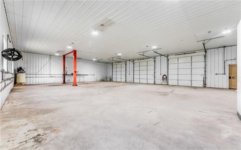 1310 Pittsburgh Rd, Uniontown, 15401, ,Commercial-industrial-business,For Sale,Pittsburgh Rd,1700739