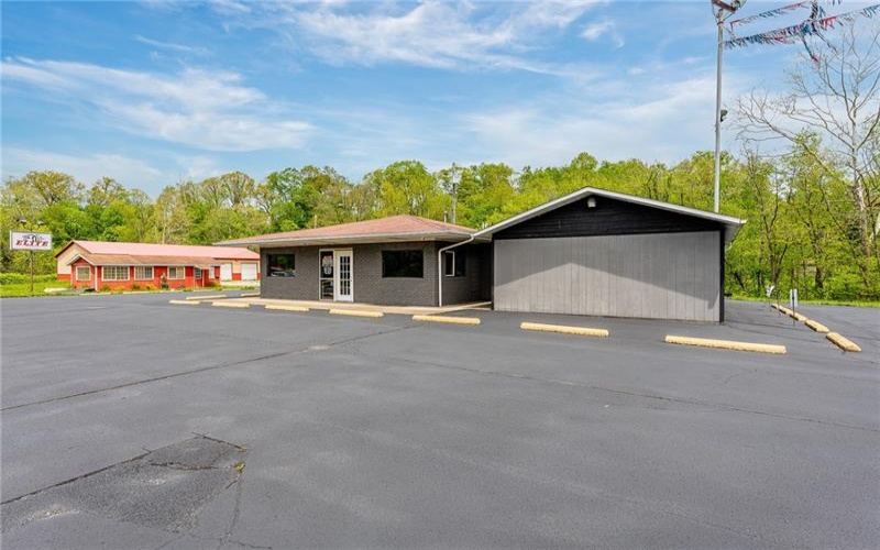 1310 Pittsburgh Rd, Uniontown, 15401, ,Commercial-industrial-business,For Sale,Pittsburgh Rd,1700739