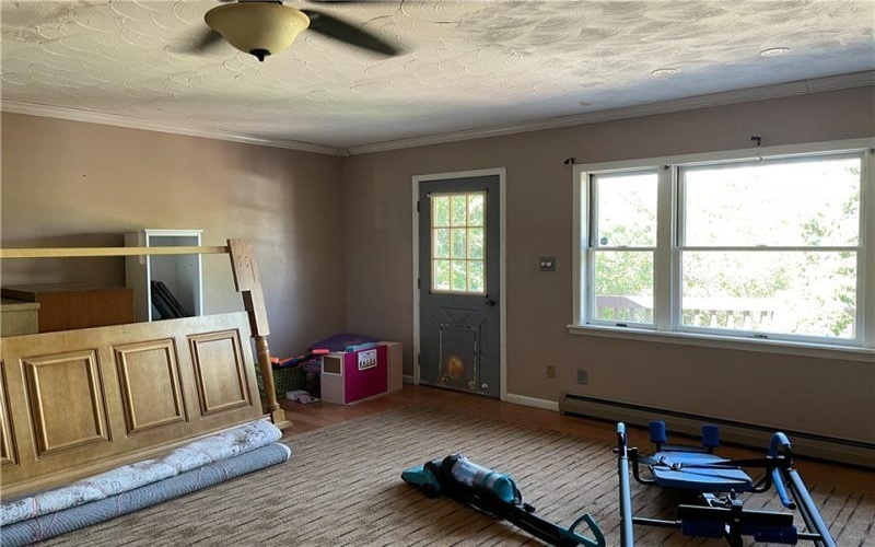 9 Gratz St, Penn, 15675, 4 Bedrooms Bedrooms, 11 Rooms Rooms,2.2 BathroomsBathrooms,Residential,For Sale,Gratz St,1689303