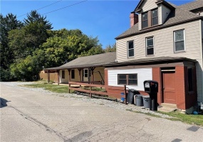 9 Gratz St, Penn, 15675, 4 Bedrooms Bedrooms, 11 Rooms Rooms,2.2 BathroomsBathrooms,Residential,For Sale,Gratz St,1689303
