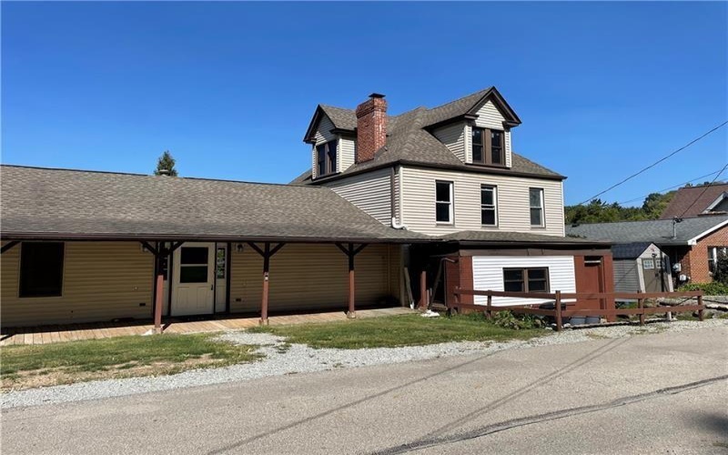 9 Gratz St, Penn, 15675, 4 Bedrooms Bedrooms, 11 Rooms Rooms,2.2 BathroomsBathrooms,Residential,For Sale,Gratz St,1689303