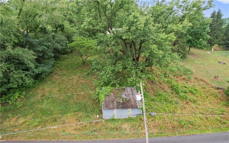 810 McElree Rd, Washington, 15301, 3 Bedrooms Bedrooms, ,1 BathroomBathrooms,Residential,For Sale,McElree Rd,1690693
