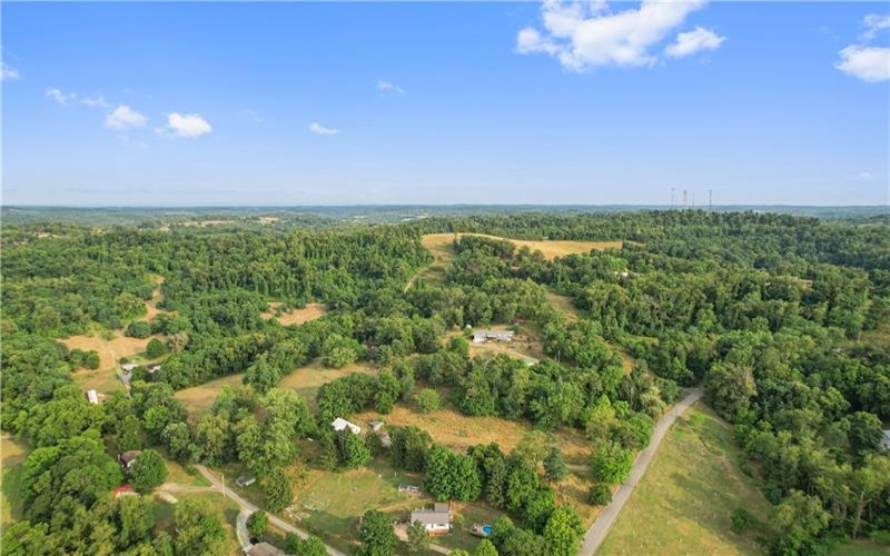 810 McElree Rd, Washington, 15301, 3 Bedrooms Bedrooms, ,1 BathroomBathrooms,Residential,For Sale,McElree Rd,1690693