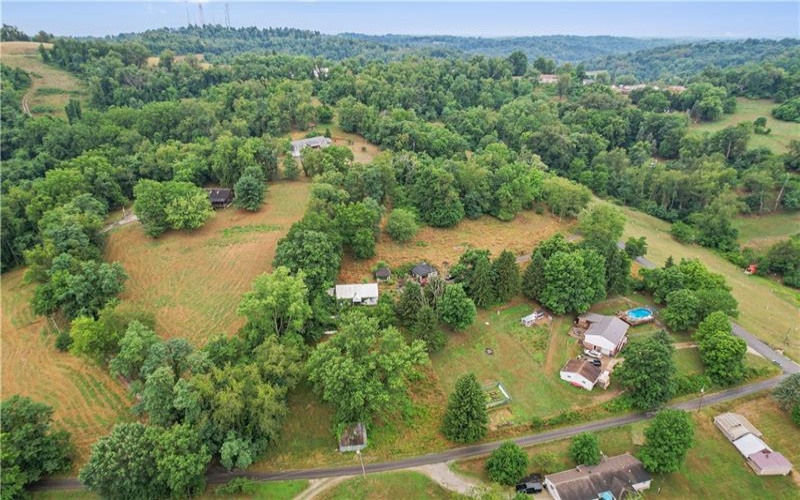 810 McElree Rd, Washington, 15301, 3 Bedrooms Bedrooms, ,1 BathroomBathrooms,Residential,For Sale,McElree Rd,1690693