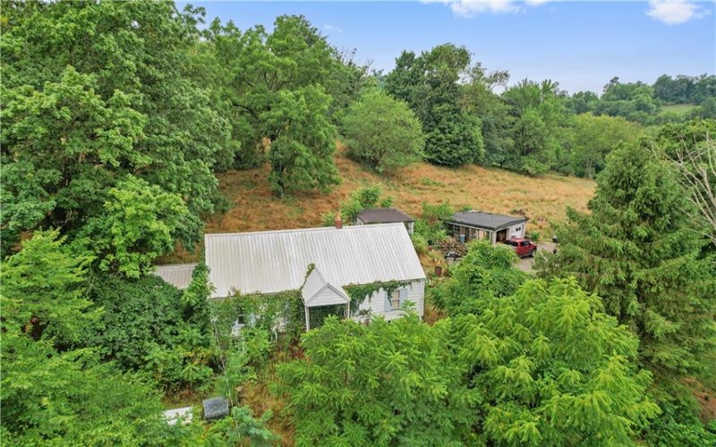 810 McElree Rd, Washington, 15301, 3 Bedrooms Bedrooms, ,1 BathroomBathrooms,Residential,For Sale,McElree Rd,1690693