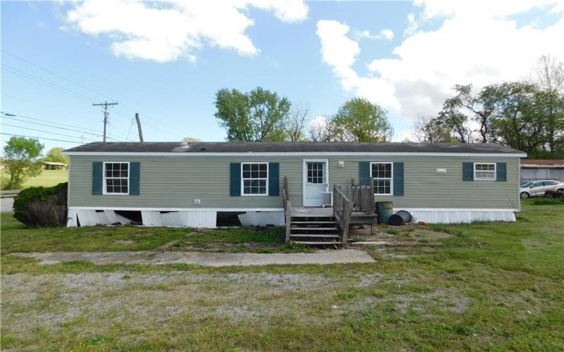 309 Georges Fairchance Rd, Uniontown, 15401, 2 Bedrooms Bedrooms, ,1 BathroomBathrooms,Residential,For Sale,Georges Fairchance Rd,1700429