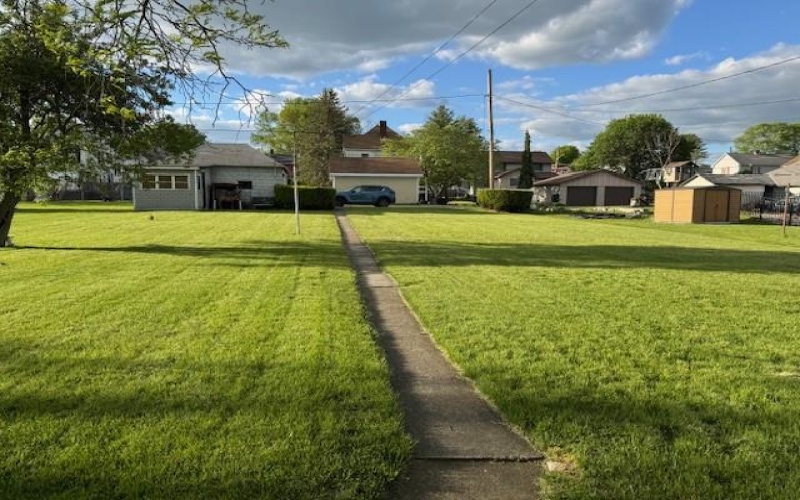513 Mt. Pleasant Road, Scottdale, 15683, 2 Bedrooms Bedrooms, 5 Rooms Rooms,1 BathroomBathrooms,Residential,For Sale,Mt. Pleasant Road,1700626