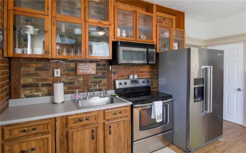 235 Hallam Ave, Washington, 15301, 3 Bedrooms Bedrooms, ,2 BathroomsBathrooms,Residential,For Sale,Hallam Ave,1700645