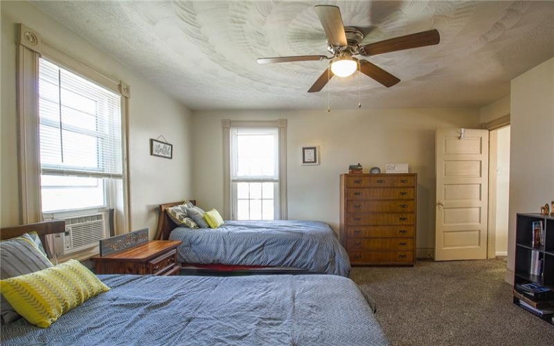 235 Hallam Ave, Washington, 15301, 3 Bedrooms Bedrooms, ,2 BathroomsBathrooms,Residential,For Sale,Hallam Ave,1700645